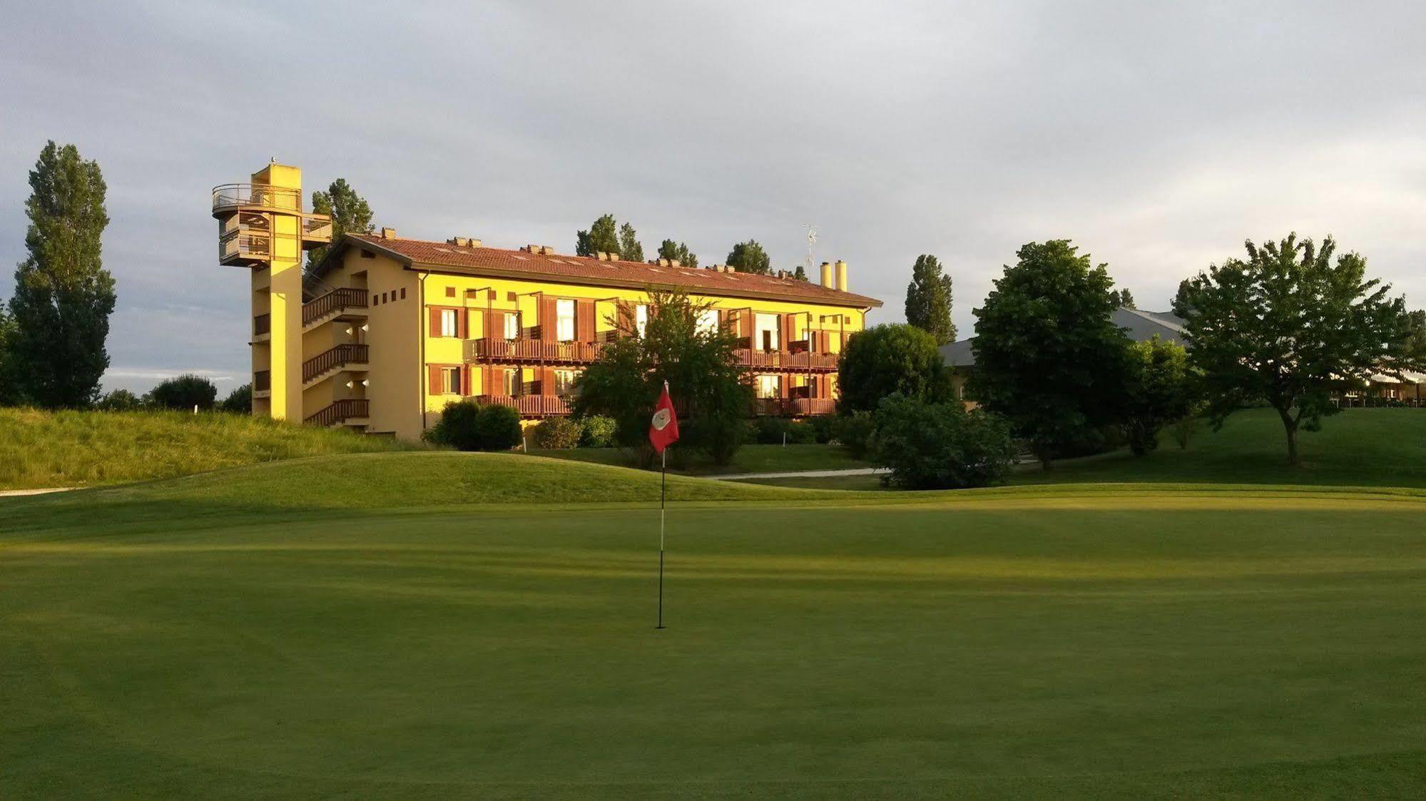 Hotel Golf Inn Lignano Sabbiadoro Eksteriør billede