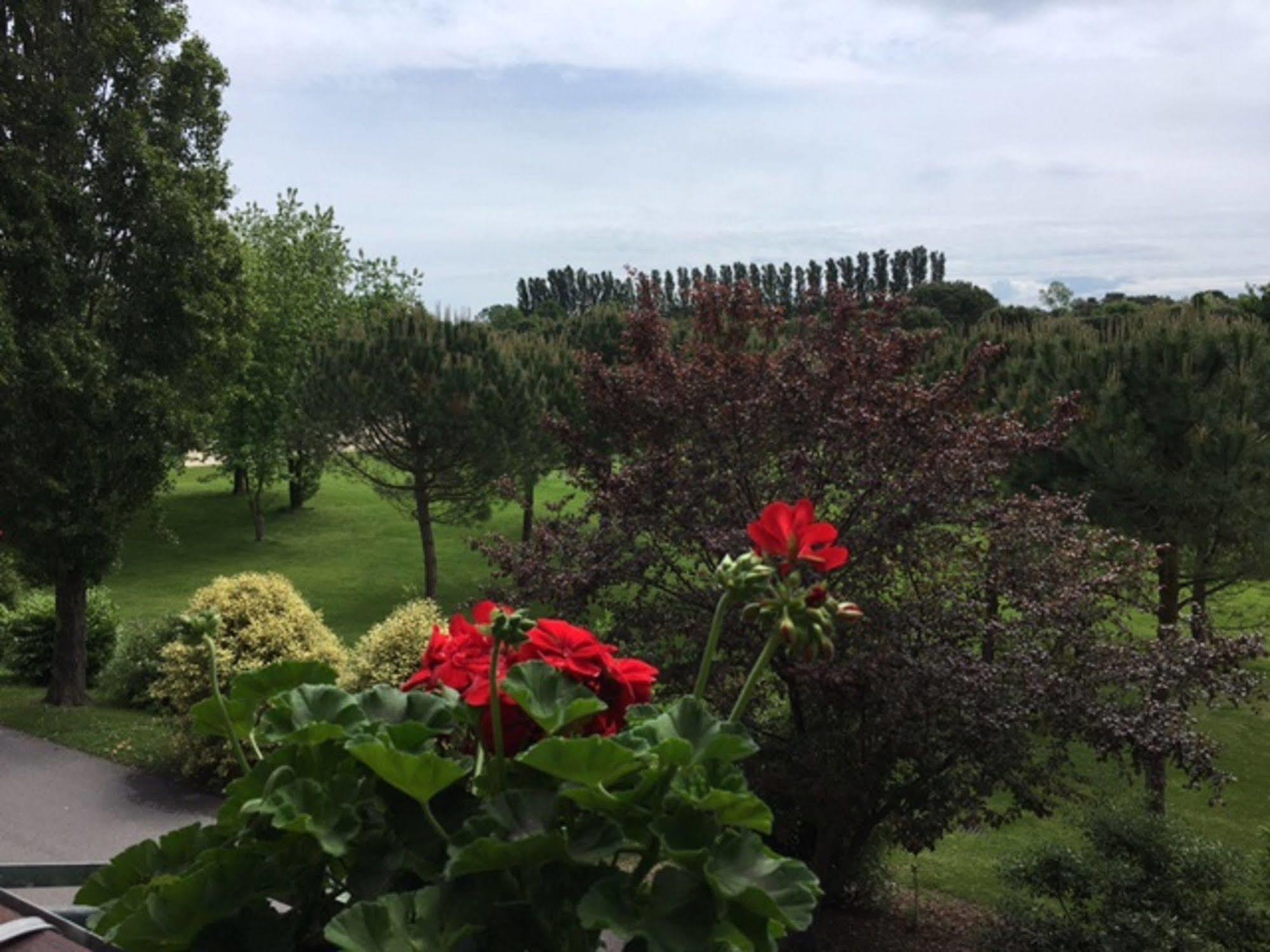 Hotel Golf Inn Lignano Sabbiadoro Eksteriør billede