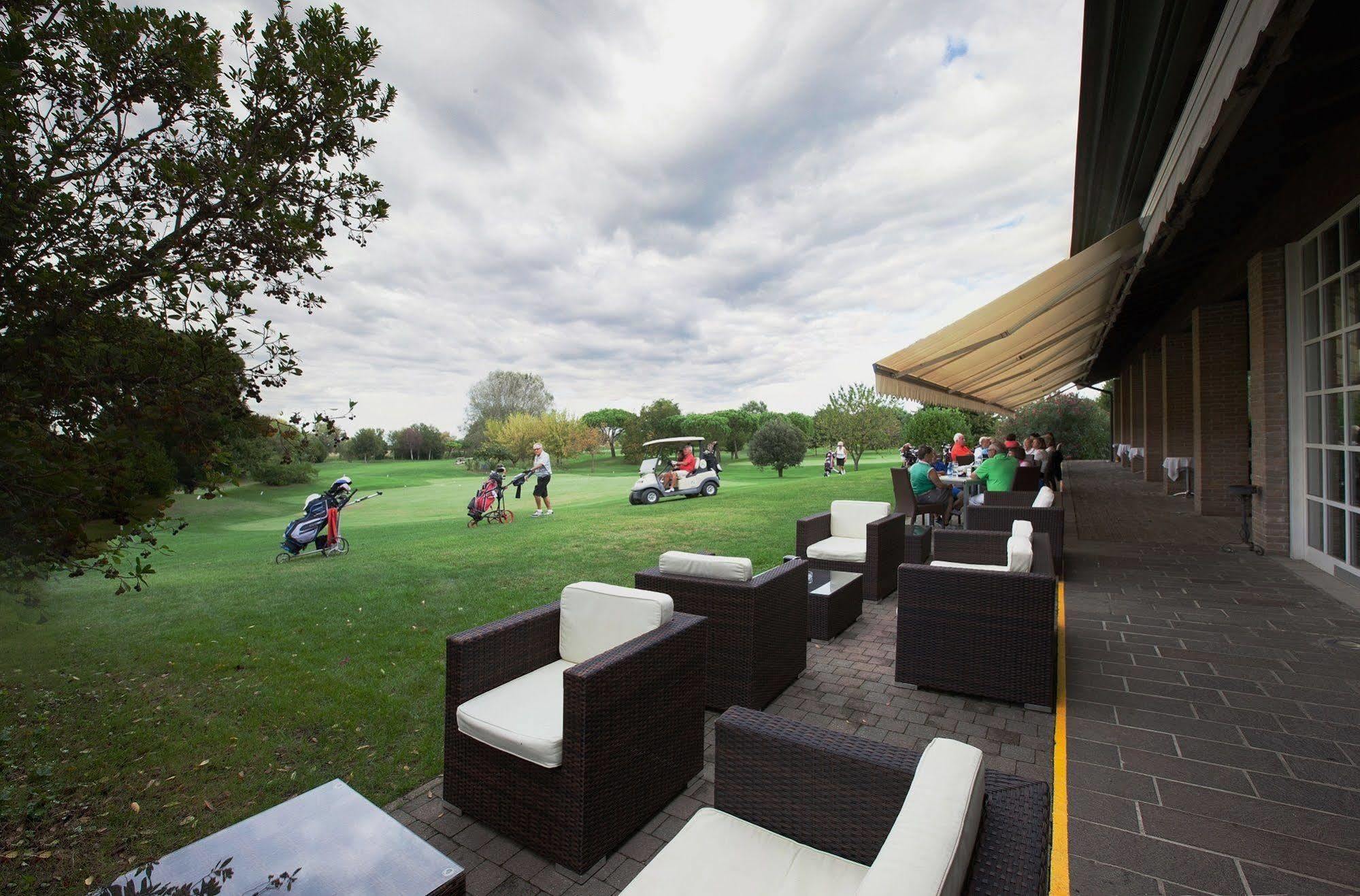 Hotel Golf Inn Lignano Sabbiadoro Eksteriør billede